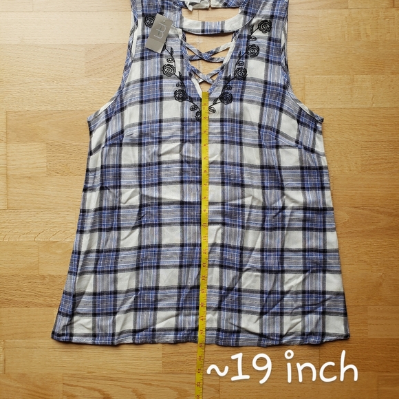 NWT Maurices Tank - Picture 5 of 7